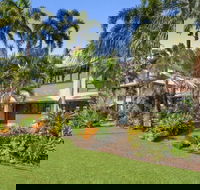 Wongalinga Mission Beach - Holiday Adelaide