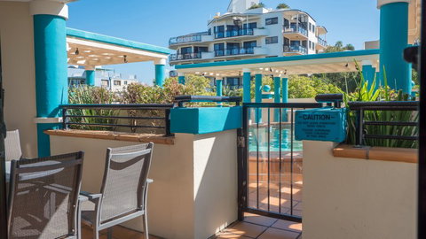 Aegean Mooloolaba - Holiday Adelaide 3