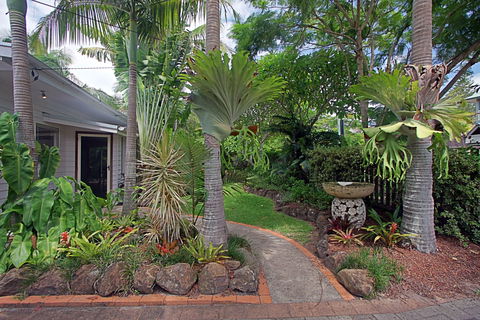 Allure - Holiday Adelaide 1