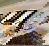 Bangalow Studio Apartment - Holiday Adelaide