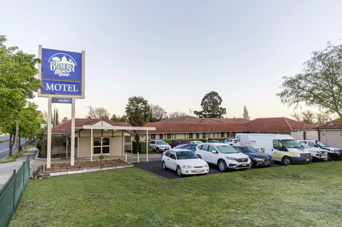 Bathurst Motor Inn - Holiday Adelaide 1