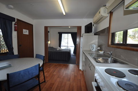 Beachside Holiday Park - Holiday Adelaide 2