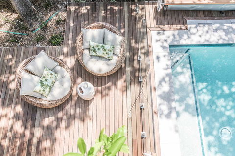 Beach Chalet - Holiday Adelaide 1