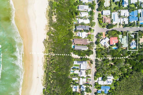 Beach Chalet - Holiday Adelaide 2