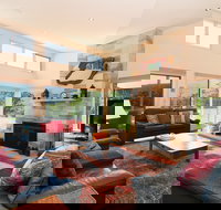 Bottlebrush Lodge - Holiday Adelaide