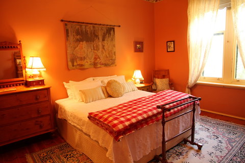 Buxton Manor - Garden And Loft Apartment - Holiday Adelaide 1