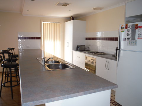 Deck To Sea - Holiday Adelaide 1