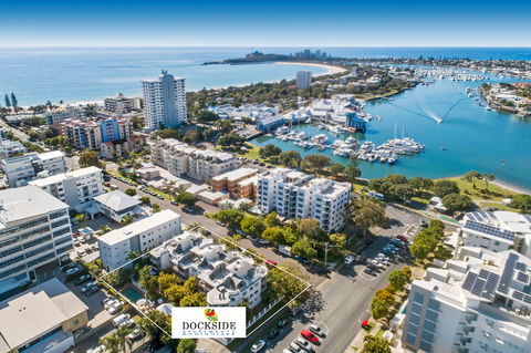 Dockside Holiday Apartments - Holiday Adelaide 0