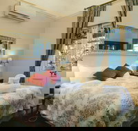 Glenella Guesthouse - Holiday Adelaide