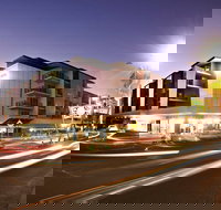 Grand Hotel and Apartments Townsville - Holiday Adelaide