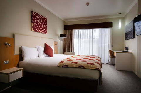 Grand Hotel And Apartments Townsville - Holiday Adelaide 2