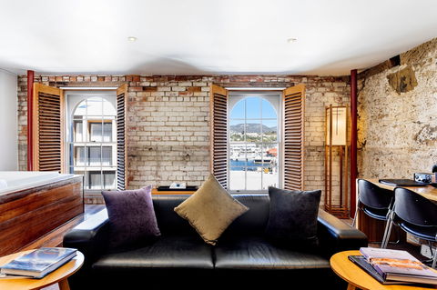 Henry Jones Art Hotel - The - Holiday Adelaide 0