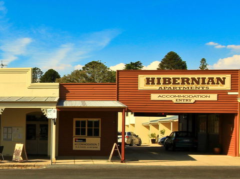 Hibernian Hotel Apartments - Holiday Adelaide 1