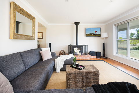 Hillcrest House - Holiday Adelaide 1