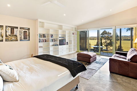 I Villini Estate - Holiday Adelaide 1