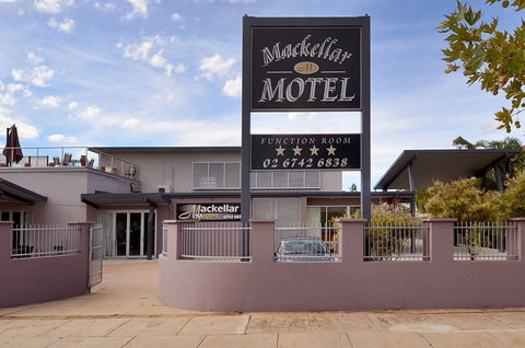 Mackellar Motel - Holiday Adelaide 0