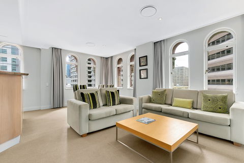 Manor Apartment Hotel - Holiday Adelaide 2
