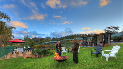 Motel Views Yackandandah - Holiday Adelaide 1