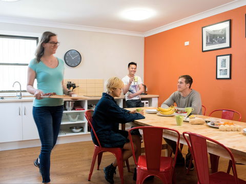 Mount Lofty Cottage YHA - Holiday Adelaide 0