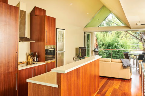 No. 6 Luxury Private Haven - Holiday Adelaide 2