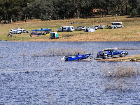 Reflections Holiday Parks Lake Burrendong - Holiday Adelaide 2