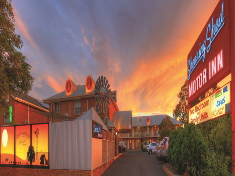 Shearing Shed Motor Inn - Open - Holiday Adelaide 1