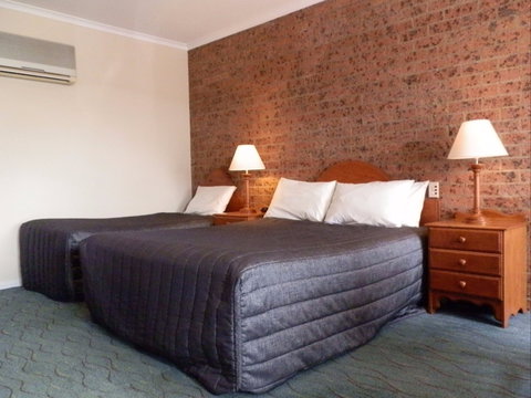 Swaggers Motor Inn - Holiday Adelaide 2