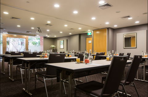 The Sebel Quay West Suites Sydney - Holiday Adelaide 1