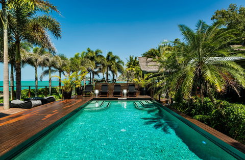 Trinity Beach Palace - Holiday Adelaide 2