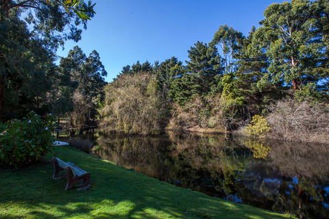 Valley View Nature Retreat - Holiday Adelaide 0