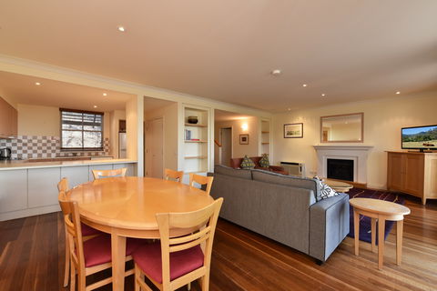 Villa Chambourcin - Holiday Adelaide 2