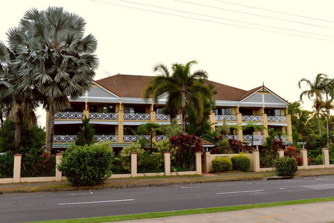 Waterfront Terraces - Holiday Adelaide 0