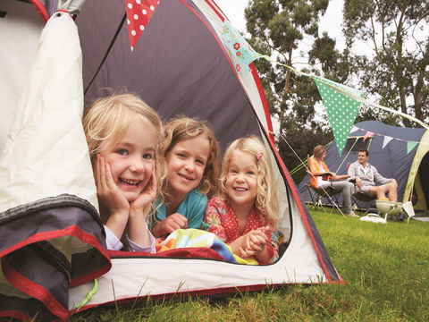 Westview Caravan Park - Open For Essential Travel Only - Holiday Adelaide 0