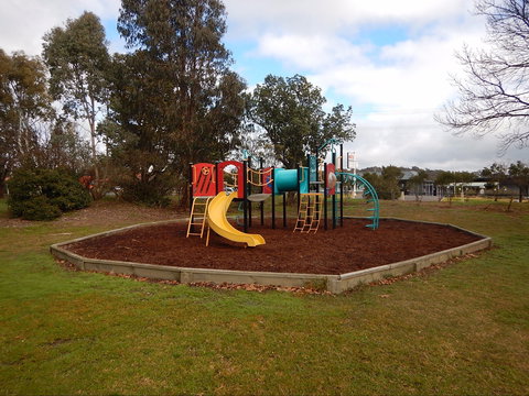 Yass Caravan Park - Holiday Adelaide 1