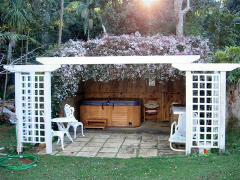 Curtis Falls Mountain Retreat - Holiday Adelaide 2