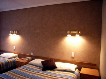 Bairnsdale Main Motel - Holiday Adelaide 1