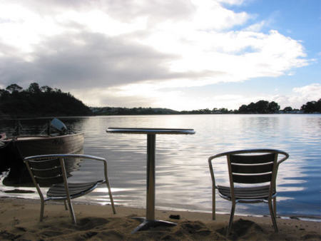 Deja Vu Lakes Entrance B And B - Holiday Adelaide 4