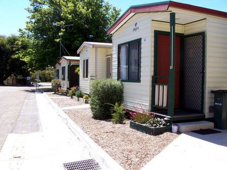 Leongatha Apex Caravan Park - Holiday Adelaide 5