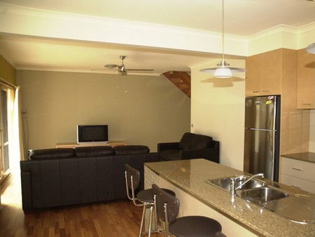 The Lakes Apartments - Holiday Adelaide 3