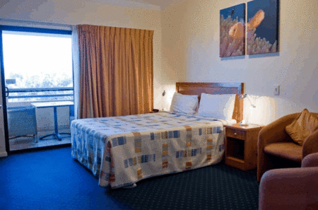 Kacys Bargara Beach Motel - Holiday Adelaide 0
