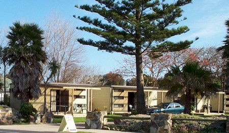 Lakes Ponderosa Holiday Park And Cabins - Holiday Adelaide 1
