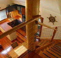 Aireys Overboard Seaside Cottage - Holiday Adelaide