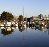 Bellevue on the Lakes - Holiday Adelaide