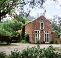 Claremont Coach House - Holiday Adelaide