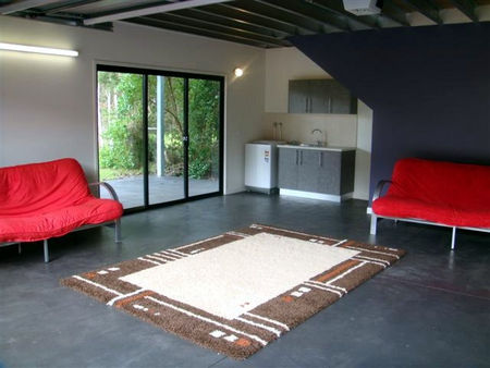 Yolla - Holiday Adelaide 4