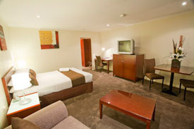 The Bell Tower Inn - Holiday Adelaide 1