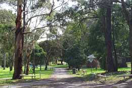 Moe Gardens Caravan Park - Holiday Adelaide 0