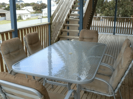 Apollo Bay Hideaway - Holiday Adelaide 1
