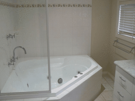 Apollo Bay Hideaway - Holiday Adelaide 3