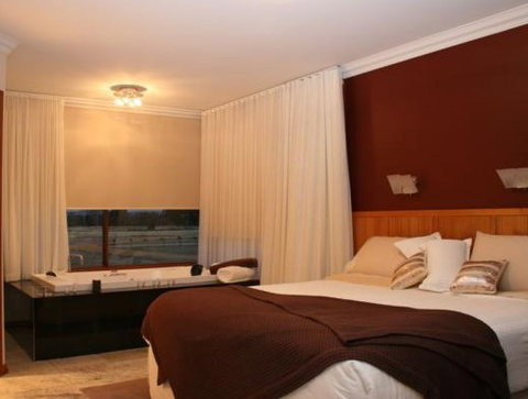 Aurora Cottages - Holiday Adelaide 2